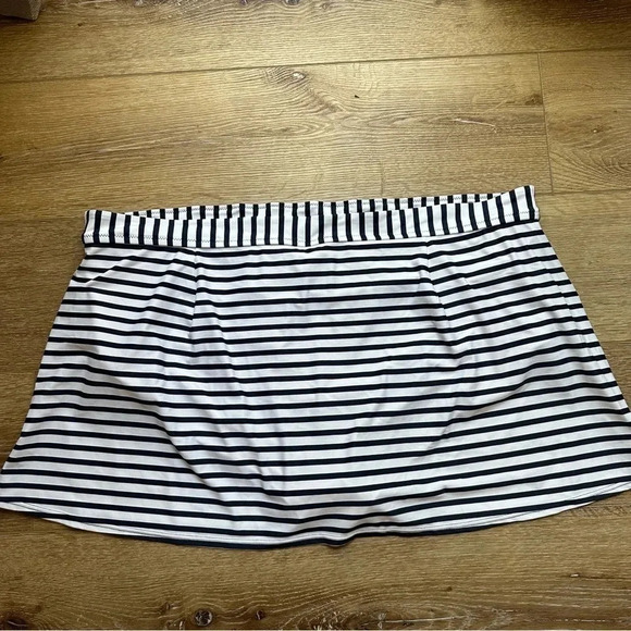 J. Crew Re-Imagined Women's Heritage Swim Skirt in Classic Stripe Size 3X NWT - Picture 9 of 9
